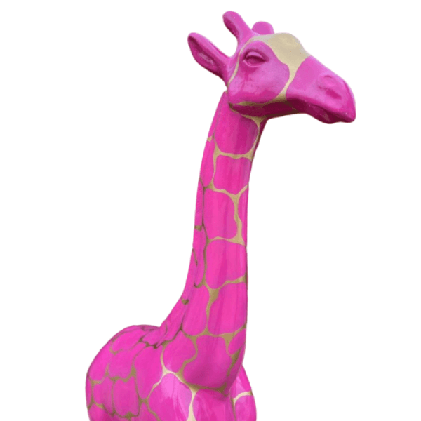 Sculpture Girafe XXL en Résine 210 cm Écaille Rose – Swiss Sculpture - Swiss-sculpture.ch
